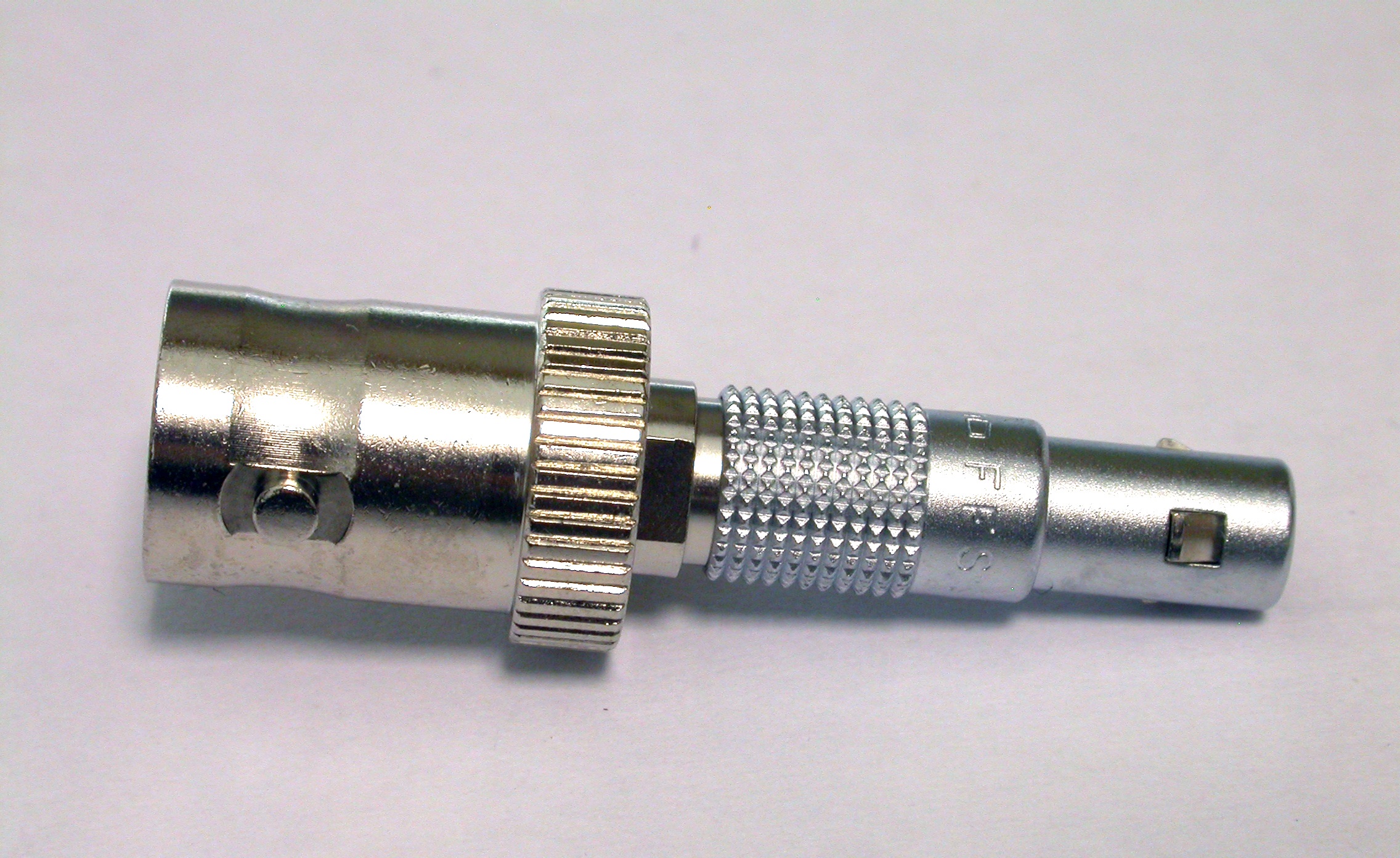 mac002_adaptor_lemo-bnc_2_a.jpg